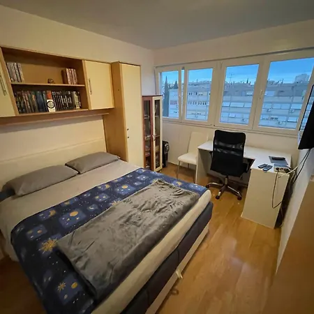 Apartment Adriana *